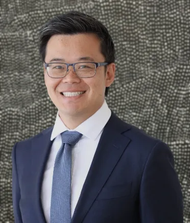 Dr Michael Qiu 1 Dr Michael Qiu - 1